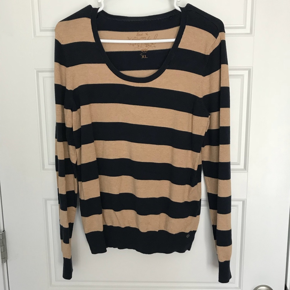 Navy blue and tan sweater